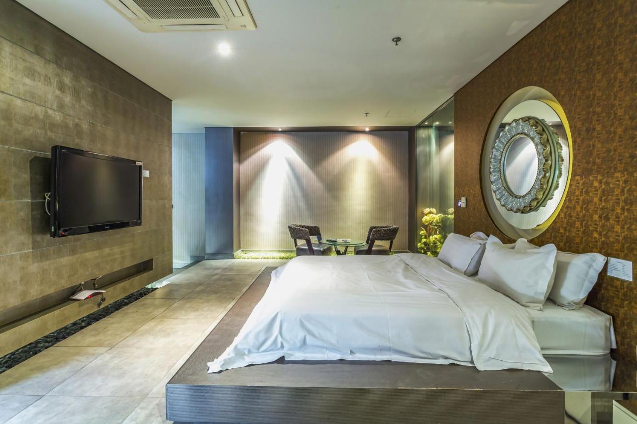 Qingdao Heng Bo Hotel Exterior foto